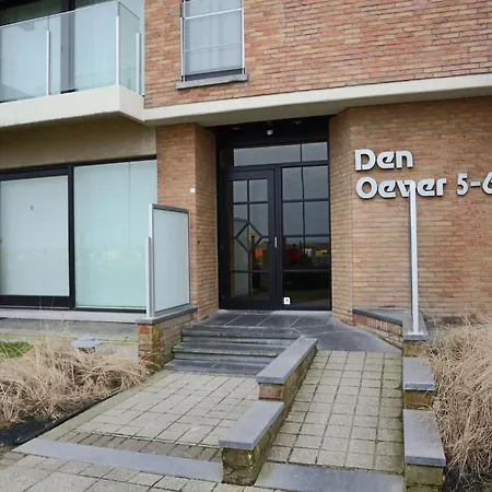 דירה In Near The *