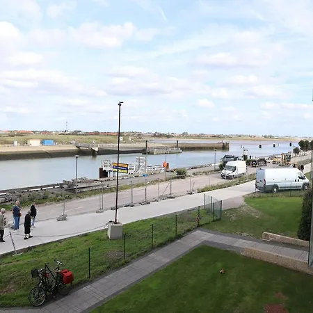 In Near The * Nieuwpoort