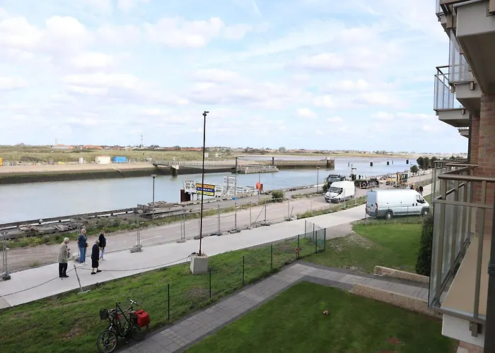 In Near The * Nieuwpoort